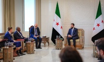 بريطانيا تعيد علاقاتها مع سوريا.. الشيباني إلى لندن لفتح السفارة بريطانيا تعيد علاقاتها مع سوريا.. الشيباني إلى لندن لفتح السفارة