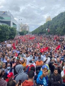 اغلب المظاهرات الكبيرة تتم بالتنسيق مع اتحاد الشغل اغلب المظاهرات الكبيرة تتم بالتنسيق مع اتحاد الشغل