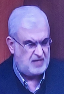 رئيس كتلة "الوفاء للمقاومة" البرلمانية التابعة لـ"حزب الله" محمد رعد، دعا الحكومة إلى النأي عن "افتعال مشاكل إضافية تسعر الغليان والتوتر" في البلاد..