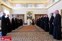 البابا يستقبل أعضاء سينودس كنيسة بغداد للكلدان- اكي البابا يستقبل أعضاء سينودس كنيسة بغداد للكلدان- اكي