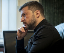 الرئيس الاوكراني فولوديمير زيلينسكي- اكي الرئيس الاوكراني فولوديمير زيلينسكي- اكي