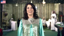 واشنطن تعتذر للدوحة على شريط لجنديين يستهزئان بالعلم القطري واشنطن تعتذر للدوحة على شريط لجنديين يستهزئان بالعلم القطري