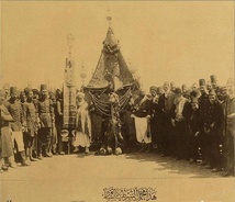 محمل الحج المصري في  صورة تاريخية من زمن الاسود والابيض