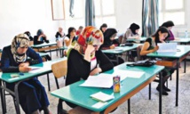 انهيار منظومة القيم يهدد المجتمع الجزائري بأزمة عميقة انهيار منظومة القيم يهدد المجتمع الجزائري بأزمة عميقة