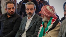 وزير الخارجية السوري في درعا مع اهل الضحايا - الوطن وزير الخارجية السوري في درعا مع اهل الضحايا - الوطن