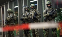 تطورات حادث إطلاق النار في مركز للتسوق بمدينة ميونيخ الألمانية تطورات حادث إطلاق النار في مركز للتسوق بمدينة ميونيخ الألمانية