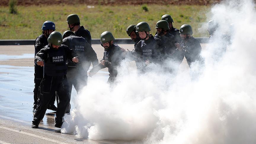 "الأناضول" تطلق الدورة السابعة لتأهيل المراسلين الحربيين