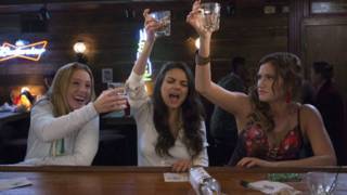 فيلم " فايندينغ دوري" يهزم "الأمهات السيئات" في بريطانيا