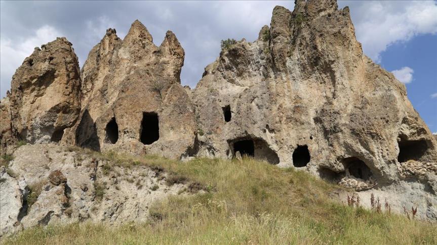 "دير سليمان" في تركيا.. معلم أثري يعود لألف عام في انتظار زواره