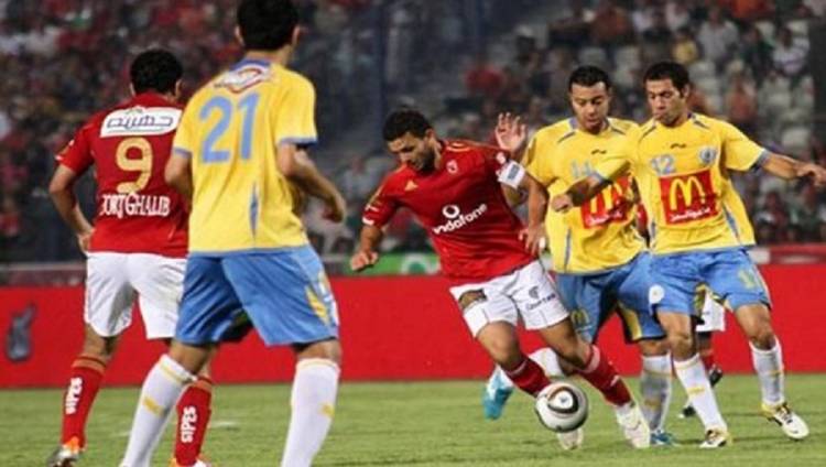 الأهلي يستهل الدفاع عن لقبه بهزيمة الاسماعيلي في الدوري المصري