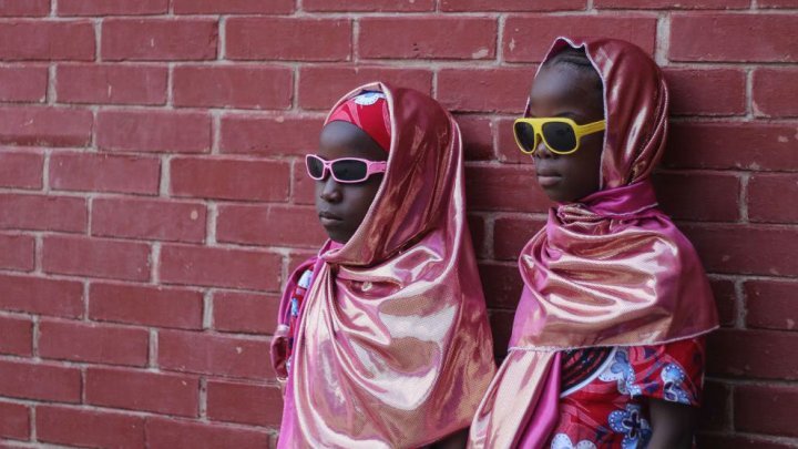 فنانة نيجيرية تقاوم إرهاب بوكو حرام بصور من مدينة مايدوغوري