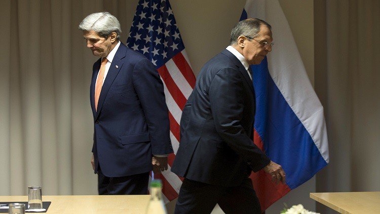 كيري يهدد بوقف التعاون مع روسيا بشأن سورية بسبب قصف حلب