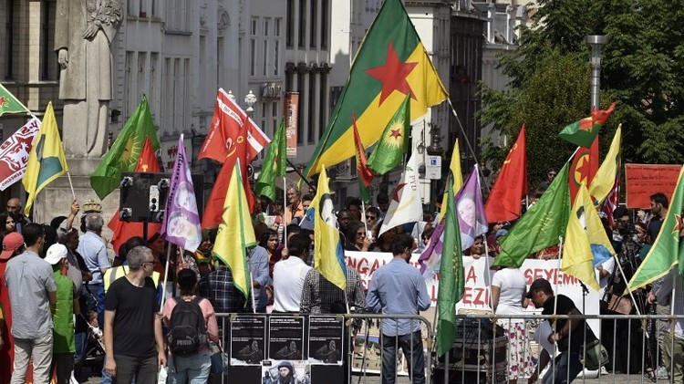 الأكراد يتظاهرون في ألمانيا مطالبين بمقاومة أردوغان