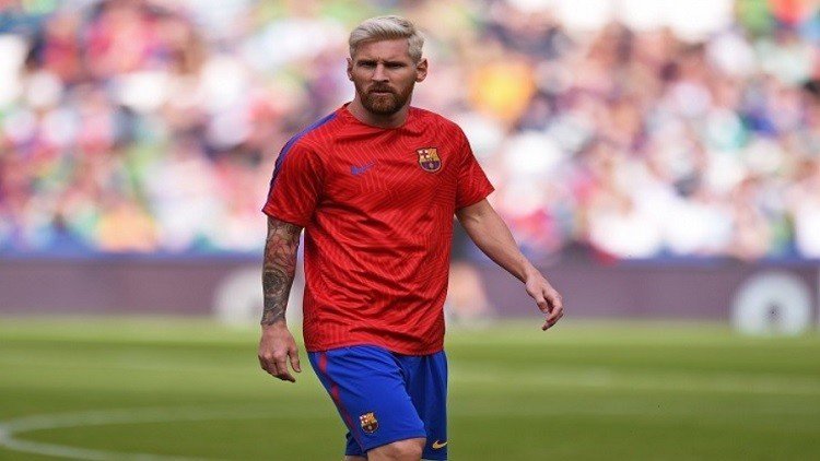 ميسي يخرج المنتخب الأرجنتيني من أزمته ويقوده للفوز على كولومبيا