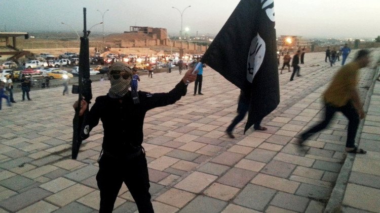 داعش يختطف 250 شرطيا وموظفا عراقيا وينقلهم الى سوريا