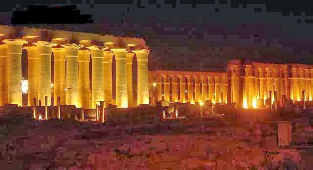 الأقصر تحتفل بإقامة أول عرض ياباني للصوت والضوء بمعابد الكرنك