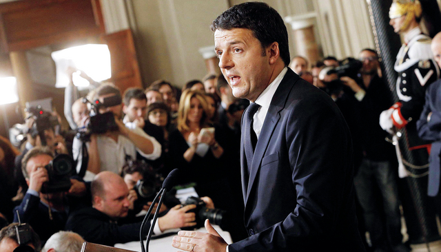 رئيس الوزراء الايطالي يعترف بالهزيمة ويعلن استقالته