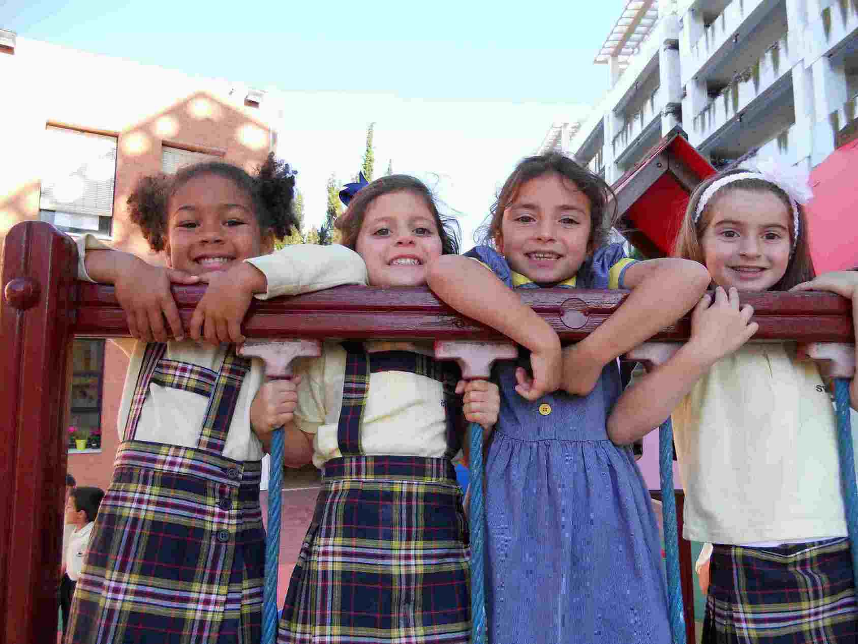 الآباء في إسبانيا يشنون معركة لإلغاء الواجبات المدرسية