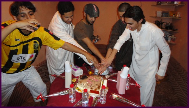 السجن والجلد عقوبة المشاركين فى حفل"وداع العزوبية" بالسعودية