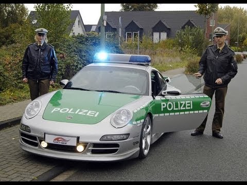 مسلح يقتحم بنكا في ألمانيا والشرطة تحشد قواتها أمام المبنى