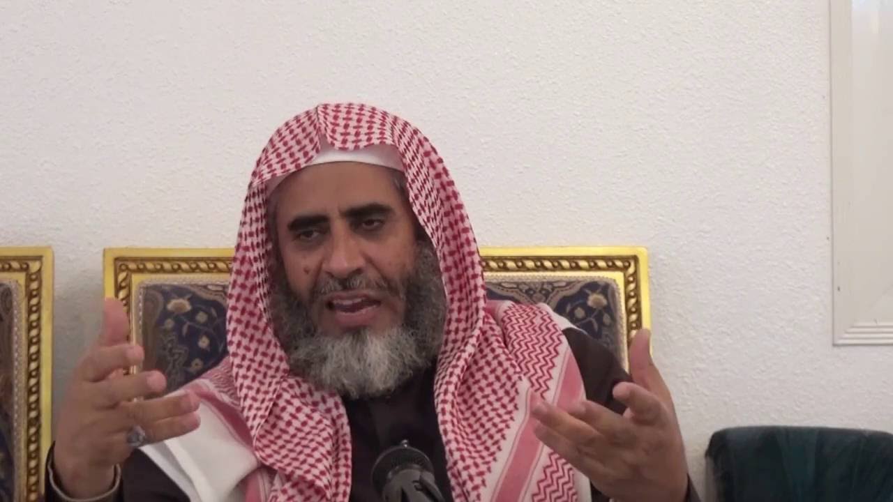 محكمة سعودية تقضي باغلاق حسابه على تويتر والقرني يستأنف