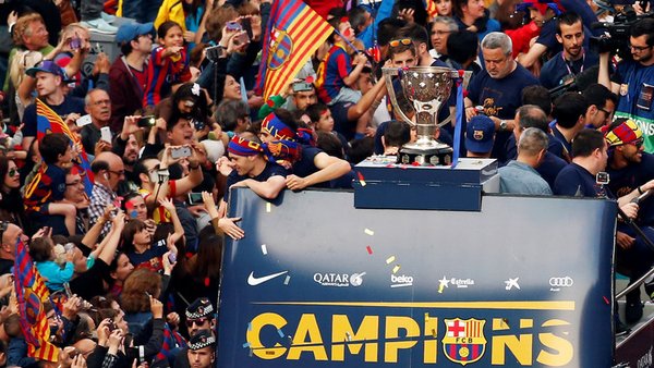 برشلونة يتخلى عن سمات الكبار ويربط مصيره بحدوث المعجزات