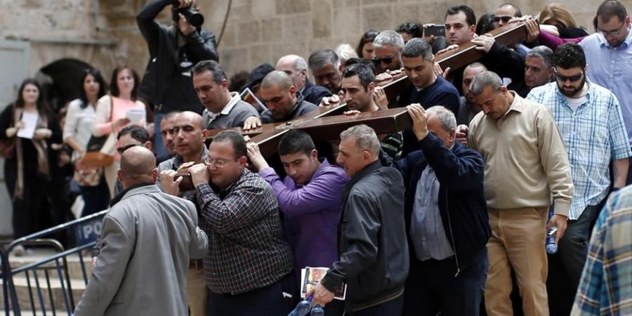 مسيرات الجمعة العظيمة بالقدس لإحياء ذكرى معاناة المسيح
