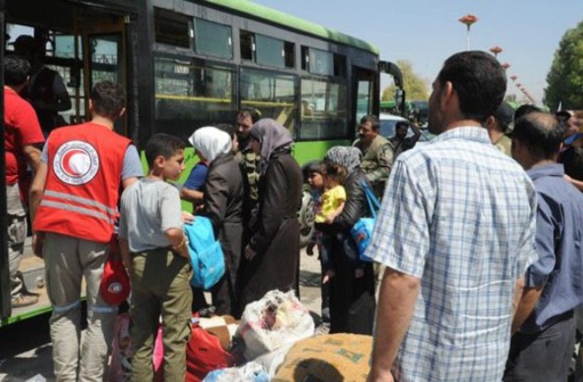 آلاف السوريين تتقطع بهم السبل في حلب وسط توقف صفقة تبادل