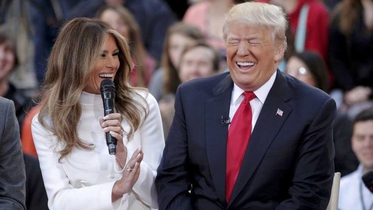 مسيرات اميركية لمطالبة الرئيس الأمريكي بكشف ضرائب دخله