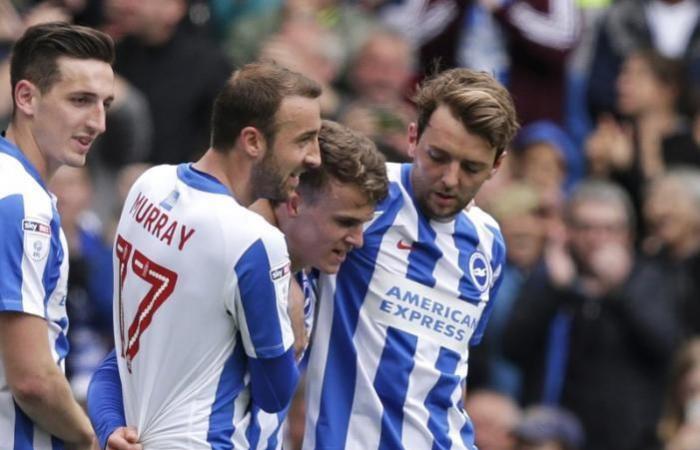 برايتون أند هوف ألبيون يصعد رسميا للدوري الإنجليزي الممتاز