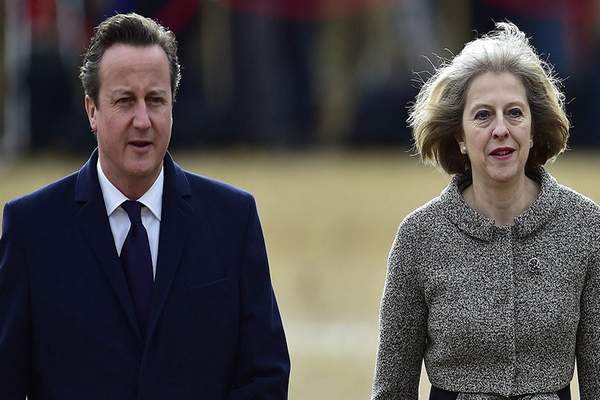 كاميرون : قرار ماي إجراء انتخابات جديدة "شجاع وصائب"