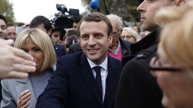 مرشح الرئاسة الفرنسي ماكرون