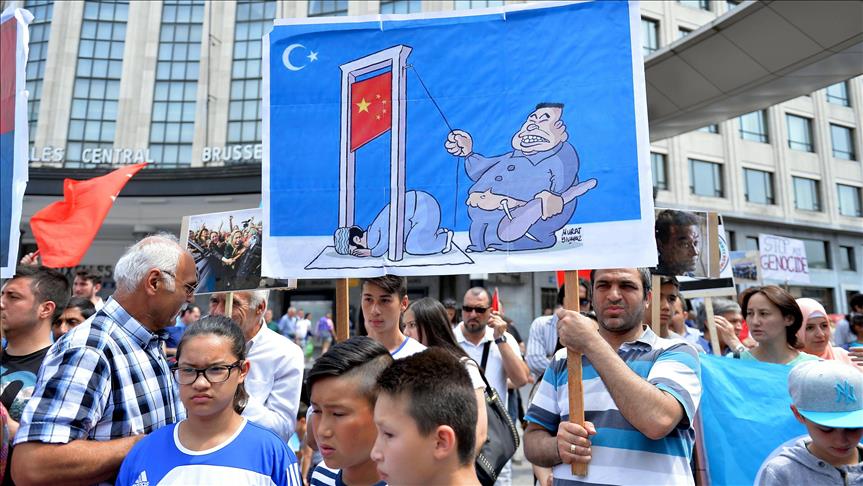 "محمد" و"قرآن" و"إسلام" أسماء محظورة في منطقة شينجيانغ