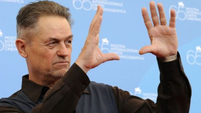 وفاة جوناثان ديمي، مخرج فيلم صمت الحملان، عن 73 عاما