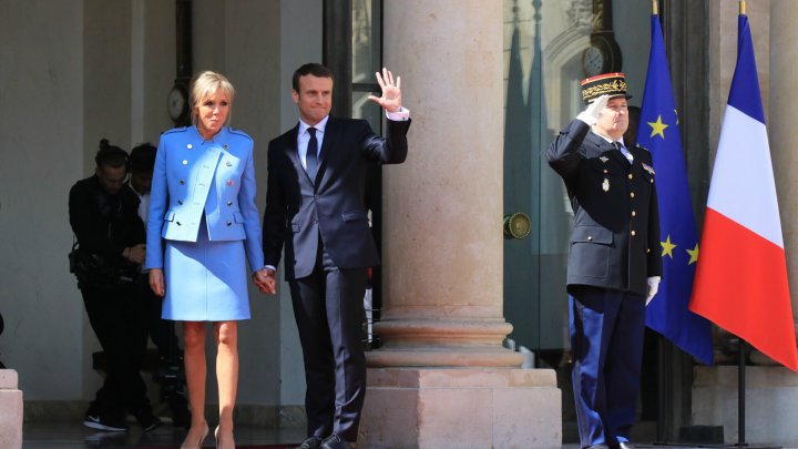 ماكرون يصبح رسميا ثامن رئيس للجمهورية الفرنسية الخامسة