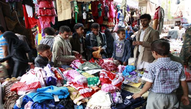 أمهات المختطفين اليمنيين يتهمن الحوثيين بمنع إدخا أدوية الكوليرا