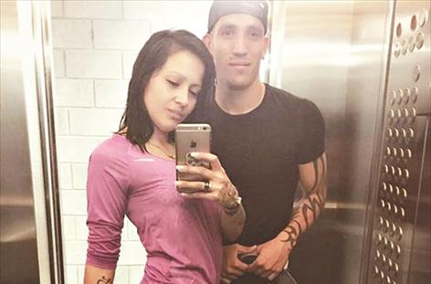 ريكاردو سينتوريون و صديقته