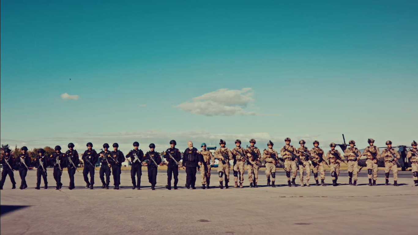  الجندرمة التركية تُشعل الشبكات الإجتماعية بأغنية راب