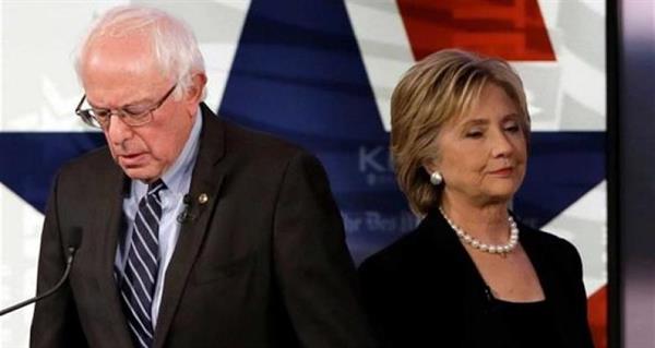 السناتور ساندرز مع هيلاري كلينتون