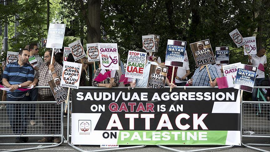 مظاهرة أمام السفارة الإماراتية في لندن