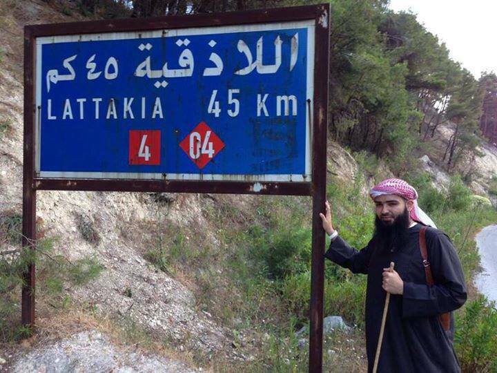 بعد نزوحهم الى الساحل السوري.. أهالي حلب يبدأون رحلة العودة