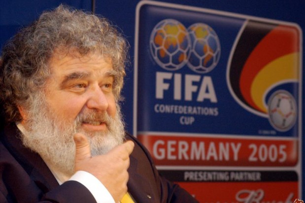 رحيل بليزر "رجل العشرة بالمئة"  ومفجر فضائح "الفيفا"