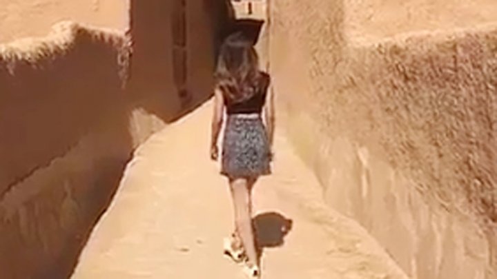 السعودية تحقق مع امرأة ارتدت تنورة قصيرة في تسجيل مصور