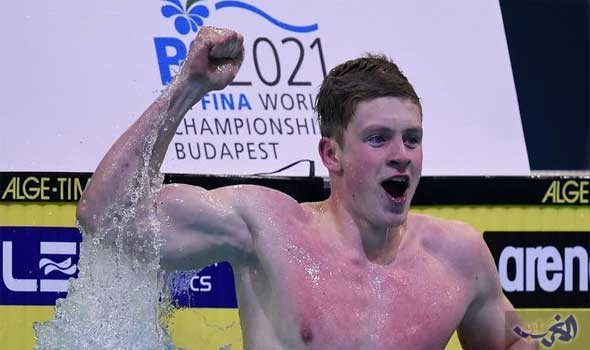 البريطاني آدم بيتي