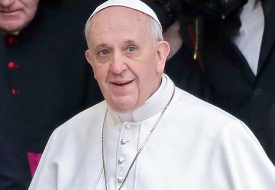 البابا: استغلال الكهنة للأطفال جنسيا “وحشية مطلقة”