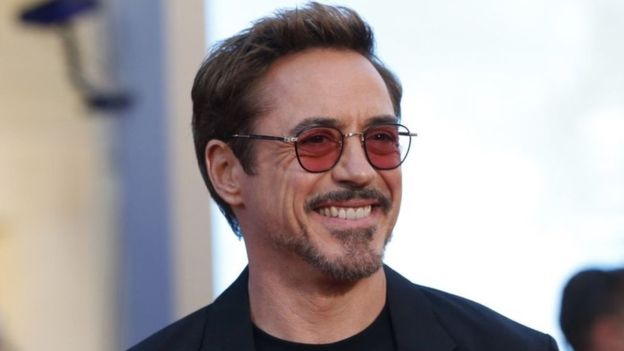 روبرت داوني جونيور يحذر معجبيه ممن ينتحلون شخصيته