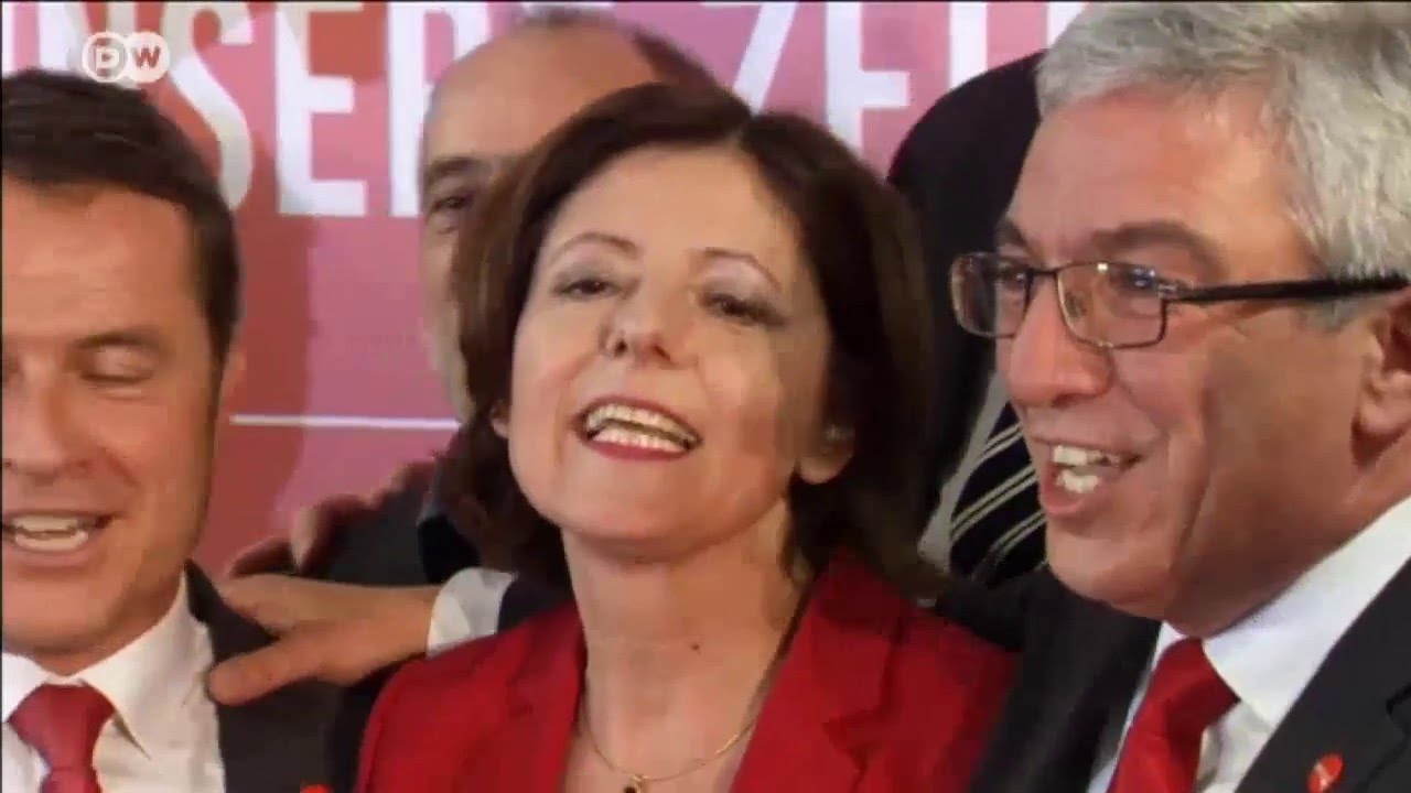 "حزب البديل الألماني": الإسلام يهدد السلام في ألمانيا