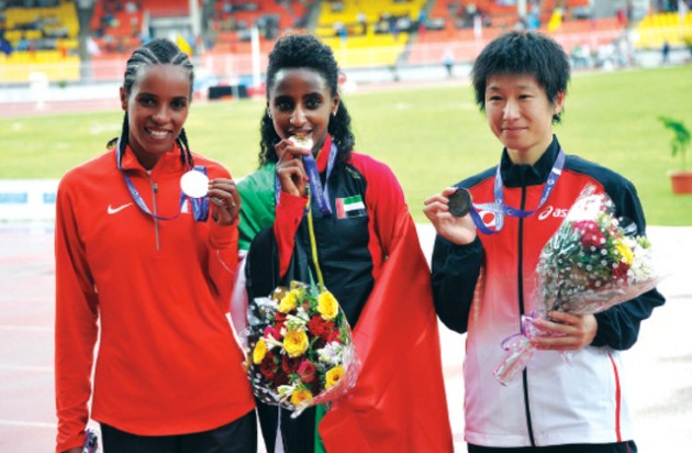 الهام بيتي "وسط"