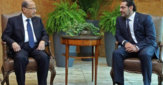 الحريري "يتريث في الاستقالة" و يأمل بحلول عبر الحوار  