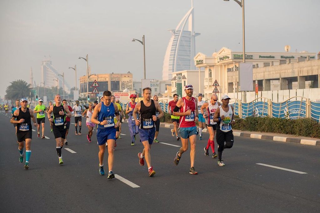   مسنون وموظفون من 200 جنسية يتنافسون في دبي بالرياضة